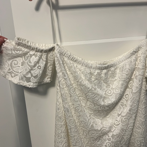 Off the shoulder White Dress - Picture 2 of 5